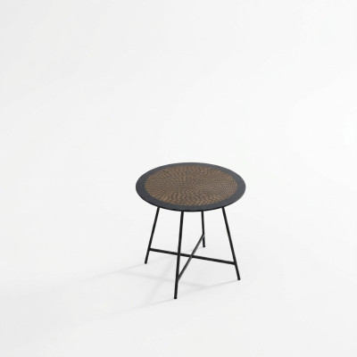 Table basse de style contemporain avec un plateau en imitation de bois naturel