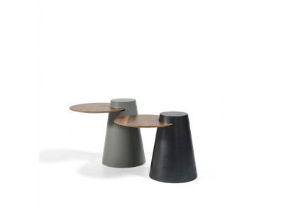 Ensemble de 2 tables basses Table basse et tables d'appoint, tables rondes en verre de designer.