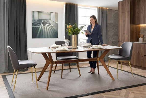 Table à manger Mobilier de design Salle à manger Table de luxe Style italien en bois Tables