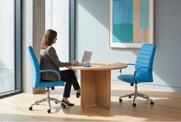 Table de travail ronde Salle d'étude Mobilier de bureau neuf Table de travail Designer