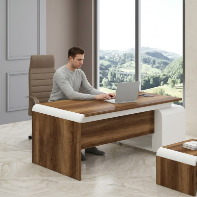Bureau d'angle en bois brun pour le bureau d'étude.