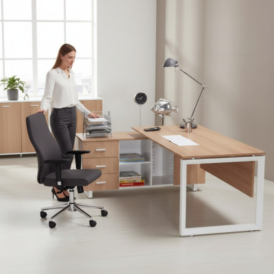 Table d'angle en bois brun mobilier de bureau moderne exclusif dans la salle d'étude