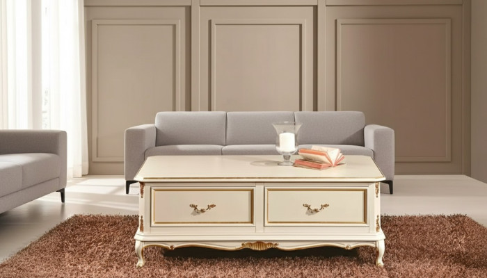 Table basse de luxe blanche pour salon de style classique en bois de qualité supérieure.