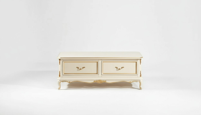 Table basse de luxe blanche pour salon de style classique en bois de qualité supérieure.