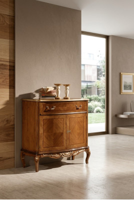 Commode classique marron pour le salon en bois, meuble de rangement, bahut.