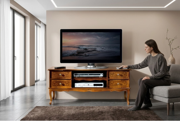 Meuble TV classique en bois brun de luxe avec tiroirs, armoire TV basse en bois.