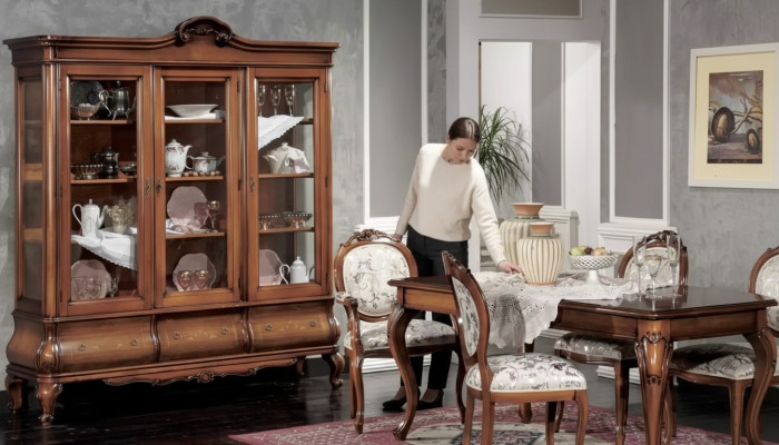Suite de salle à manger classique Mobilier en bois Table à manger 4 chaises Vitrine 6 pièces