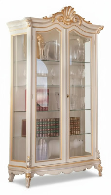 Vitrine blanche de qualité classique, nouveau meuble de luxe sur l'étagère du salon