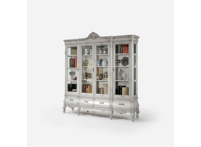 Étagère élégante dans l'armoire de la salle d'étude pour ranger les étagères.
