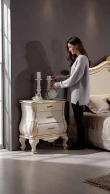 Table de chevet design moderne en bois blanc dans la chambre à coucher Meuble classique