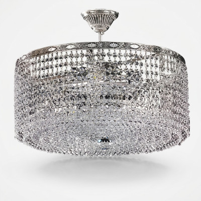 Lustre de plafond rond de luxe en argent avec des cristaux.