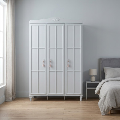 Armoire Armoire d'enfants Armoire en bois Armoire blanche Armoire en bois moderne