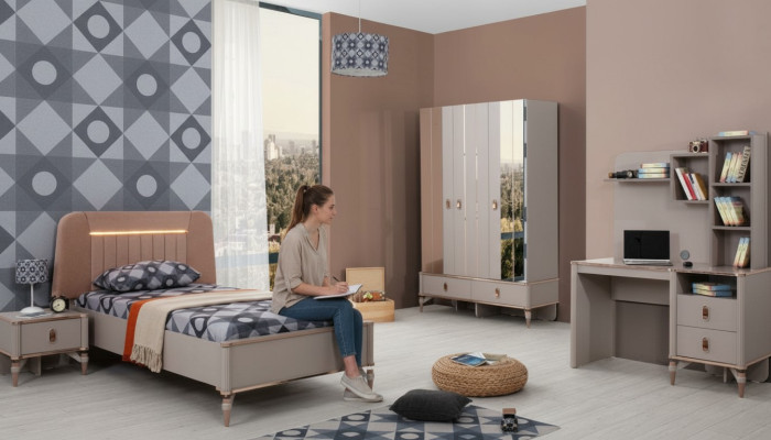 Ensemble de lit pour filles en bois de quatre pièces pour enfants, complet pour la chambre d'enfant de couleur beige
