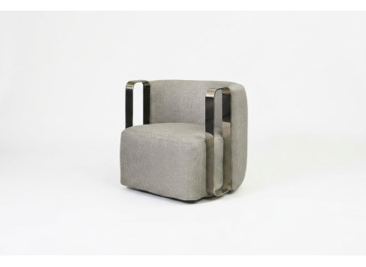 Fauteuil moderne une place en tissu gris pour salon avec assise rembourrée.