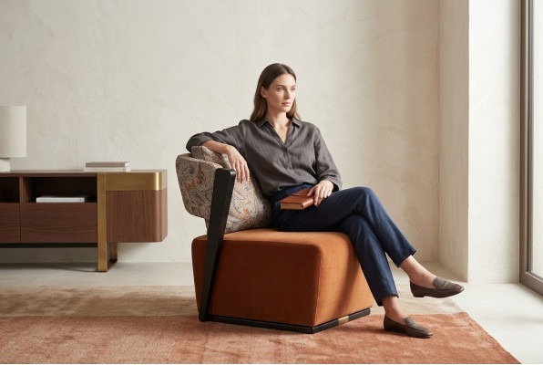 Fauteuil Wing Chair Fauteuil cocktail Fauteuil relax Fauteuil en tissu orange Siège moderne