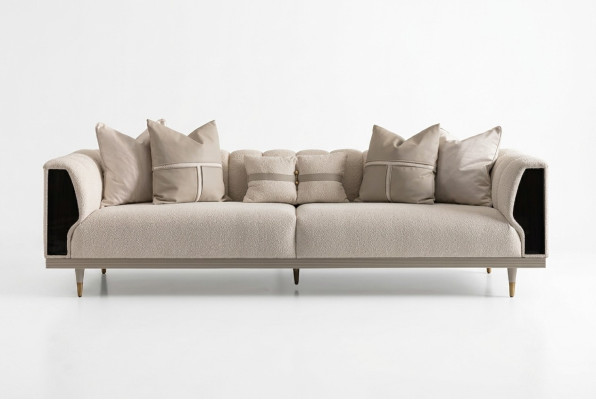 Luxury Three Seater Sofa 3 Seater Beige Upholstered Sofa Fabric Sofa Modern Sofa Canapé trois places de luxe Canapé trois places en tissu beige Canapé rembourré Canapé moderne