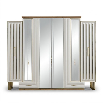 Armoire de luxe en bois avec miroir beige