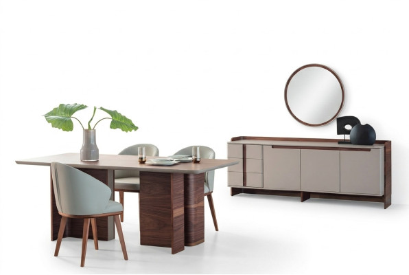 Mobilier de salle à manger exclusif Table à manger robuste Buffet design Chaises