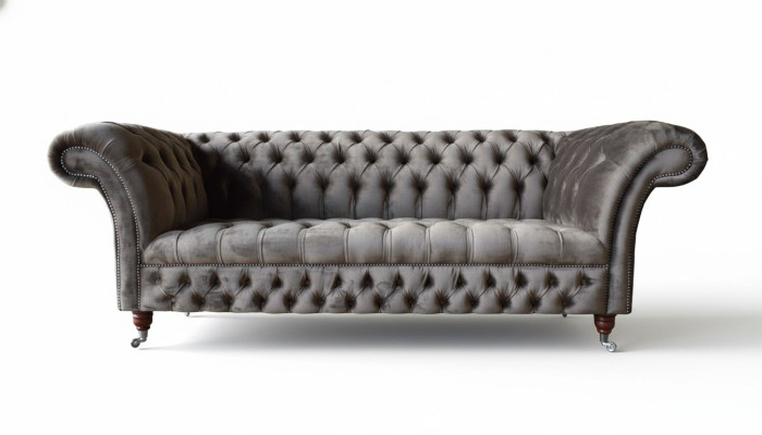 Canapé Chesterfield 3 places en velours taupe de 230cm de long en anglais