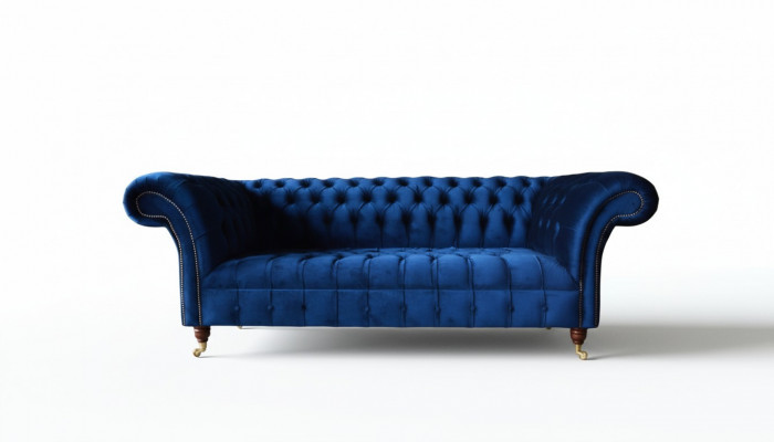 Canapé trois places Chesterfield en bleu. Canapés trois places en tissu de luxe.