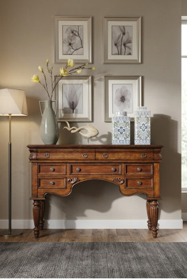 Buffet de luxe moderne avec bascule, nouveau. Matériau en bois pour le salon.