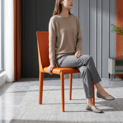 Chaise en simili cuir orange Mobilier de salle à manger Chaises modernes cadre en bois neuf