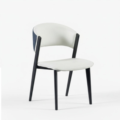 Chaise de salle à manger blanche en tissu de luxe, siège simple en cuir, cadre en bois.