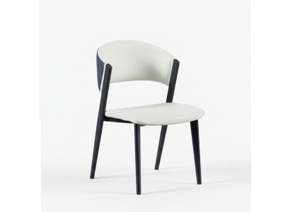 Chaise de salle à manger blanche en tissu de luxe, siège simple en cuir, cadre en bois.
