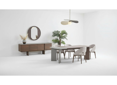 Grande suite de salle à manger Table à manger de designer 4x chaises Buffet Miroir