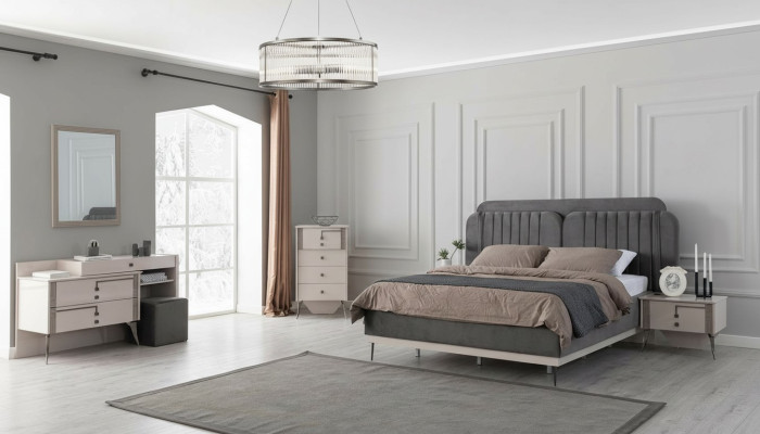 Chambre complète avec lit en suite, 2 tables de chevet, meubles de luxe en 7 pièces.