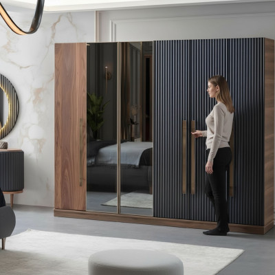 Armoire brune de designer de luxe en bois meuble armoire.