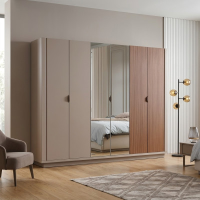 Armoire beige pour chambre, armoires à portes en verre 6 portes.
