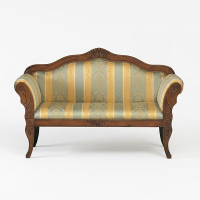 Classique banquette deux places avec rembourrage luxueux cadre en bois noble