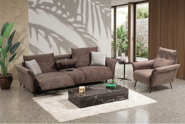 Ensemble complet de luxe avec canapé quatre places et fauteuil design de meubles modernes.