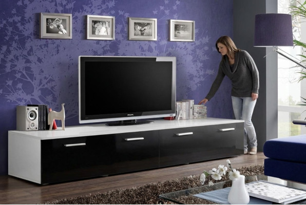 Meuble TV bas pour salon de luxe design moderne en bois.