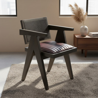 Chaise en bois Design Fauteuil marron Salle à manger Meubles Siège Ameublement neuf