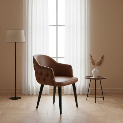 Chaise de salle à manger design avec accoudoirs, moderne et stylée.