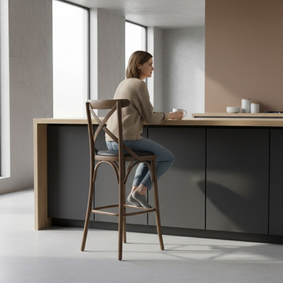 Tabouret de bar design, chaise moderne en bois, chaise de salle à manger, mobilier.