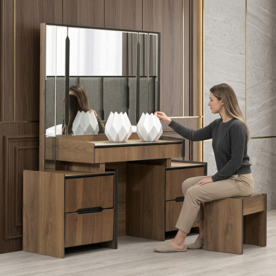 Coiffeuse élégante avec miroir Mobilier de luxe dans la chambre à coucher nouveau