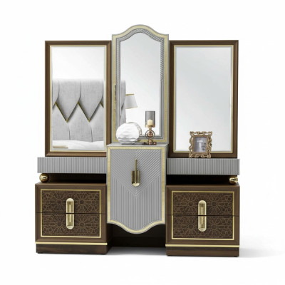 Table de toilette au design moderne avec miroir. Nouvelle luxueuse chambre à coucher.