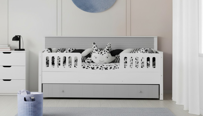 Lit pour enfants stylé : confort pour les petits rêveurs. Couleur grise luxueuse.