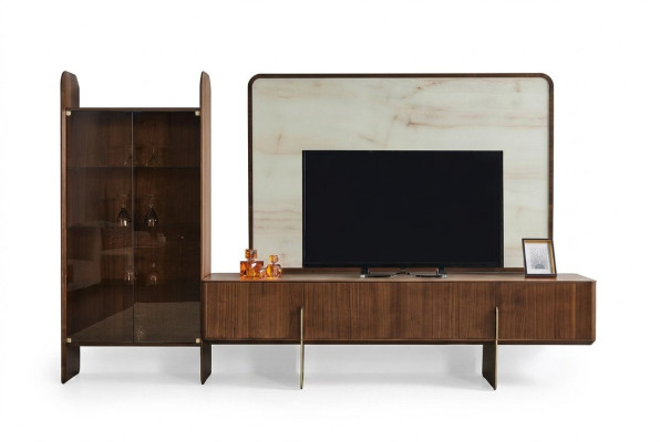 Le salon se compose d'une vitrine, d'un meuble TV et d'un cadre TV en 3 pièces. Nouveau.