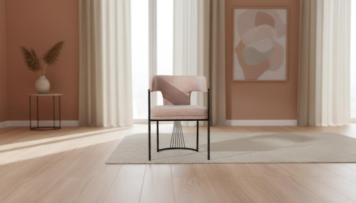 Chaise de designer beige Chaises en métal Salle à manger luxueuse Chaises rembourrées