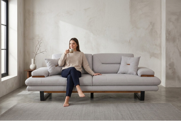 Canapé gris de designer 3 places, mobilier de style moderne dans le salon, canapés de 238 cm