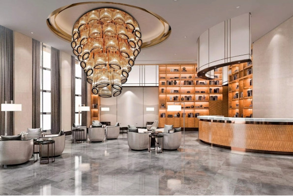 Lampe de plafond moderne en or pour le salon de la maison nouvelle luxueuse pour le style.