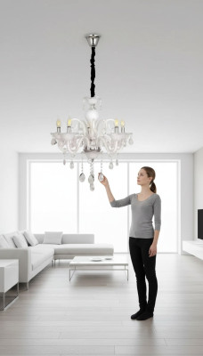 Lustre plafond Un lustre moderne de salon de luxe de nouveau style
