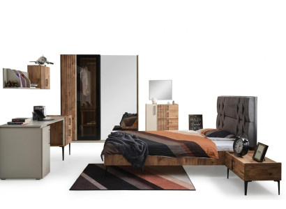 Chambre de luxe 7 pièces. Lit Table de chevet Armoire Commode Miroir
