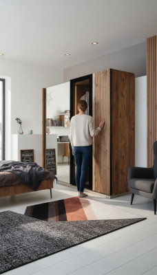 Armoire moderne de luxe en bois, armoires en verre élégantes pour chambre.