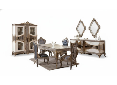 Suite de salle à manger de luxe blanche. Mobilier de salle à manger comprenant table, chaises et miroir.