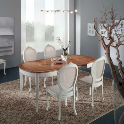 Designer de meubles italiens Table en bois Siège Rembourrage Salle à manger 4 chaises